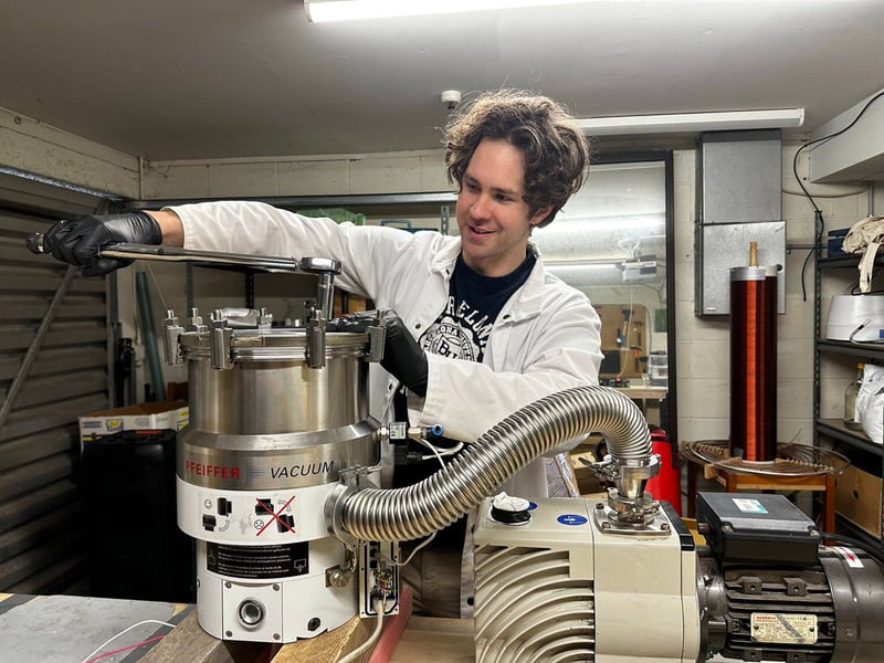 High Vacuum System